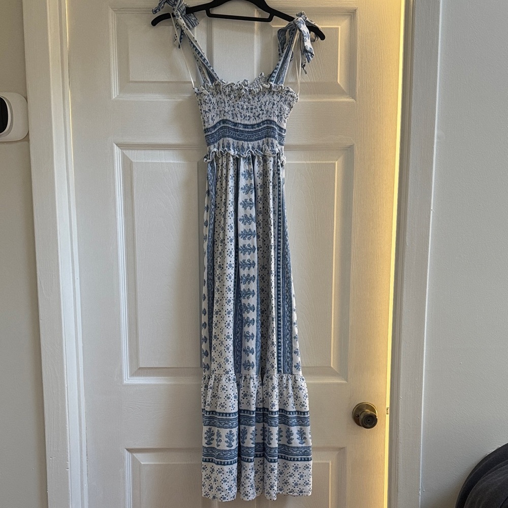 ZARA / Women's Blue Maxi Dress